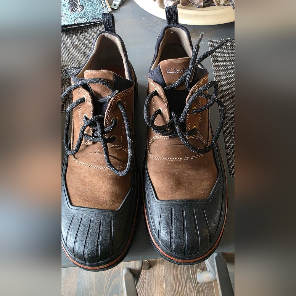 Clarks Men's Brown and Black Shoes